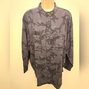 NWT Vintage Havana Ladies Camouflage Long Sleeve Button Down Blouse